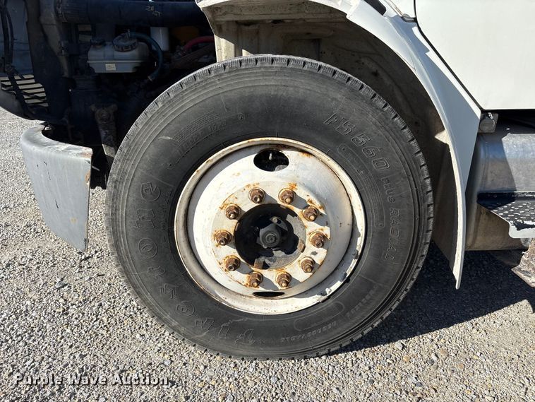 image for item FK1017 2005 Freightliner M2 106 truck cab and chassis