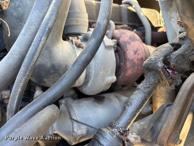 image for item FK1018 1988 Ford F700 flatbed truck