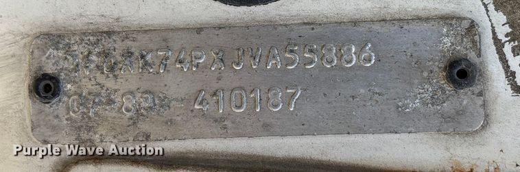 image for item FK1018 1988 Ford F700 flatbed truck