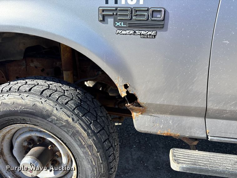 image for item FK1019 1997 Ford F350 XL pickup truck