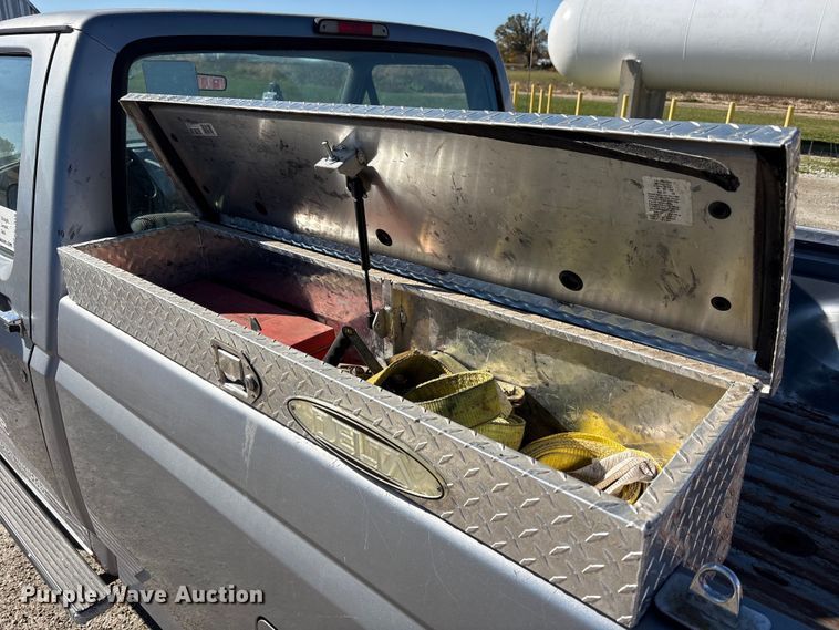 image for item FK1019 1997 Ford F350 XL pickup truck