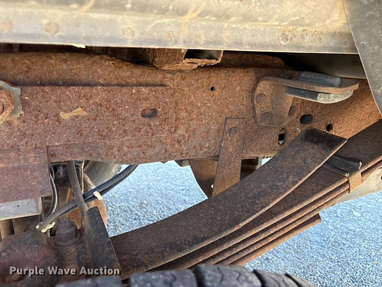 image for item FK1019 1997 Ford F350 XL pickup truck