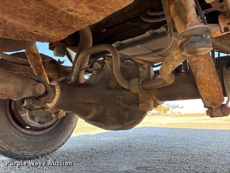 image for item FK1019 1997 Ford F350 XL pickup truck