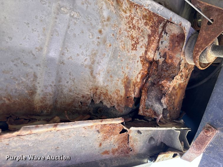 image for item FK1019 1997 Ford F350 XL pickup truck