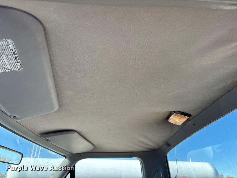 image for item FK1019 1997 Ford F350 XL pickup truck