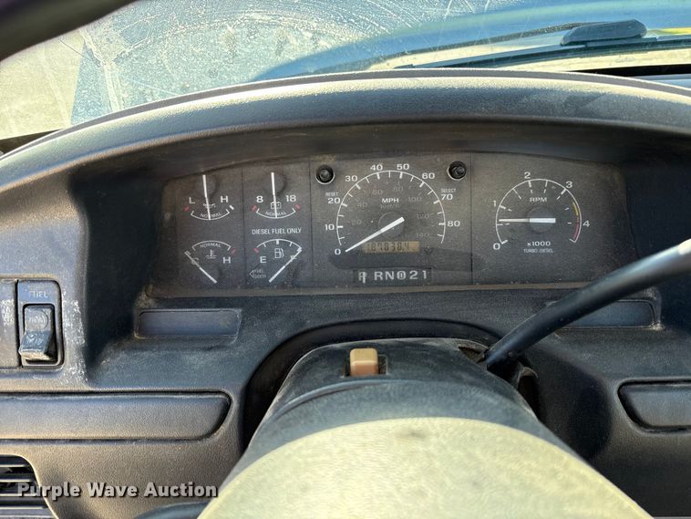 image for item FK1019 1997 Ford F350 XL pickup truck