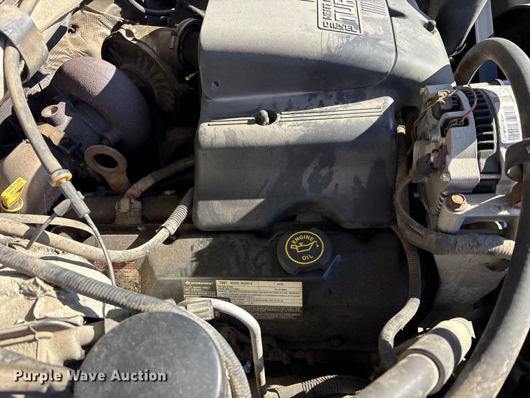 image for item FK1019 1997 Ford F350 XL pickup truck