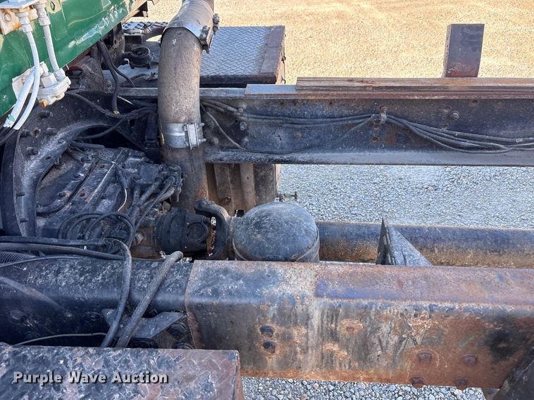 image for item FK1020 1994 Ford L9000 dump flatbed truck