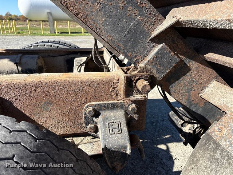 image for item FK1020 1994 Ford L9000 dump flatbed truck