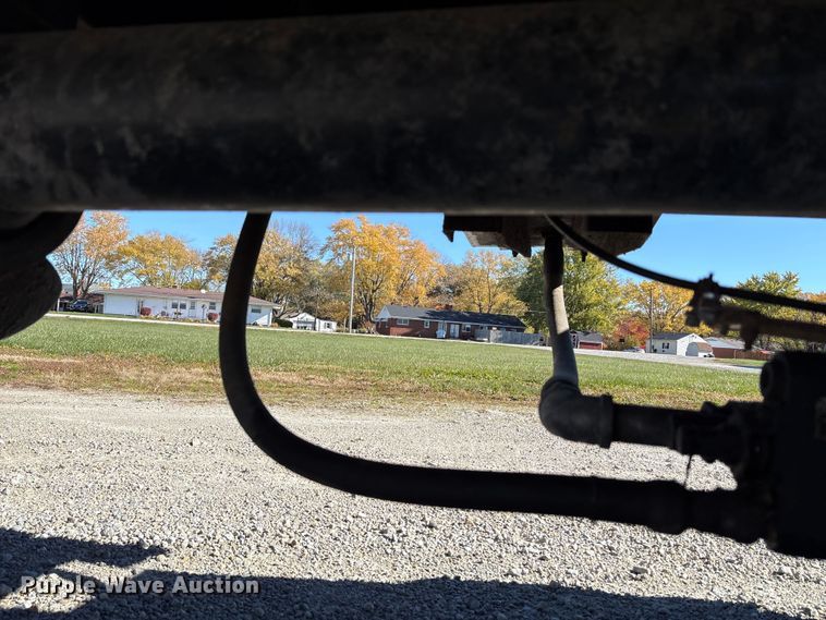 image for item FK1020 1994 Ford L9000 dump flatbed truck