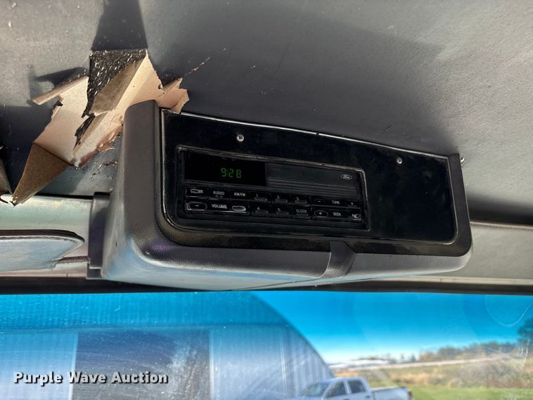 image for item FK1020 1994 Ford L9000 dump flatbed truck