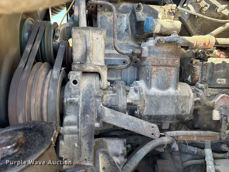 image for item FK1020 1994 Ford L9000 dump flatbed truck