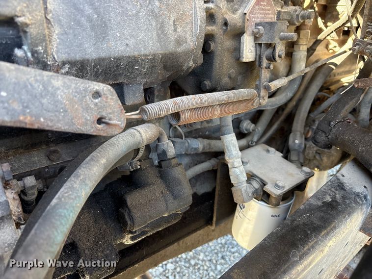 image for item FK1020 1994 Ford L9000 dump flatbed truck