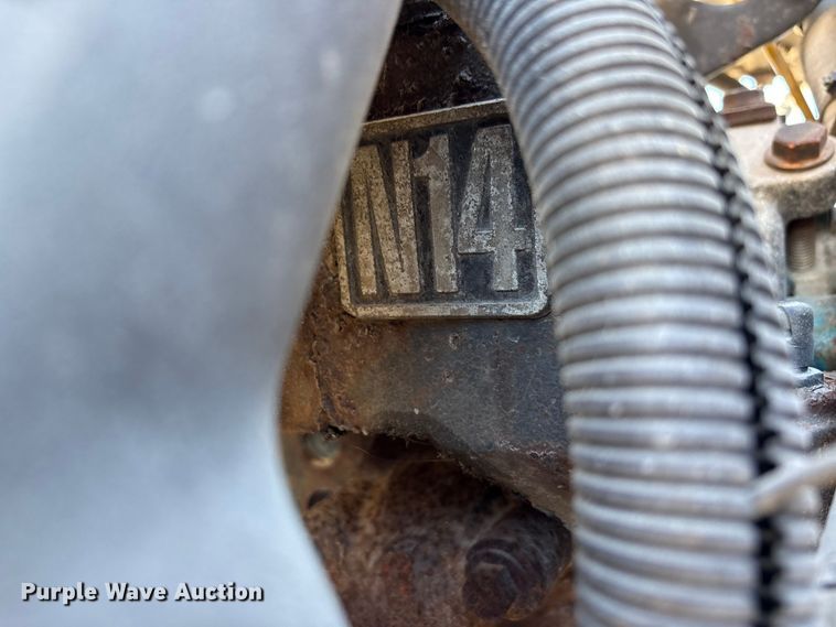 image for item FK1020 1994 Ford L9000 dump flatbed truck