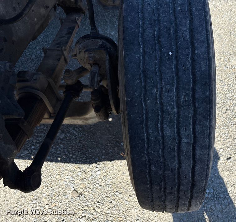 image for item FK1020 1994 Ford L9000 dump flatbed truck