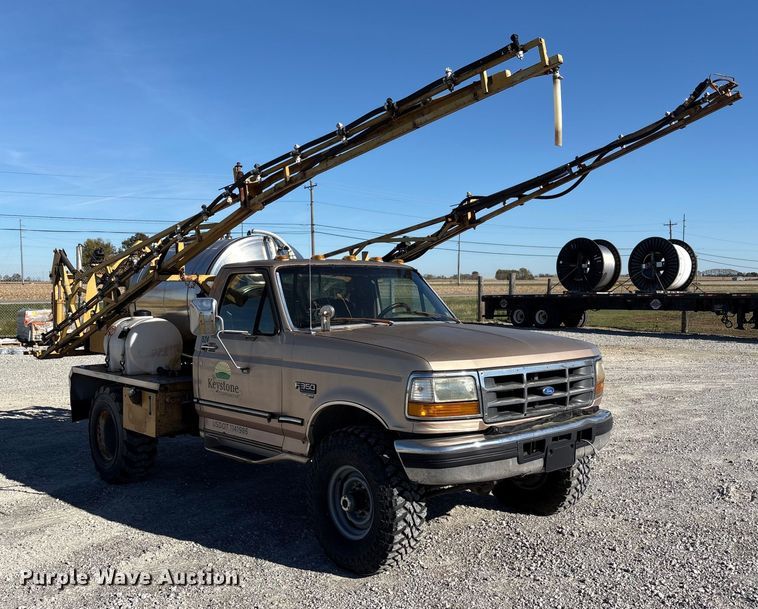 image for item FK1022 1997 Ford F350 sprayer bed pickup truck