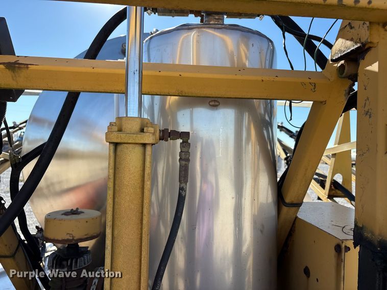 image for item FK1022 1997 Ford F350 sprayer bed pickup truck