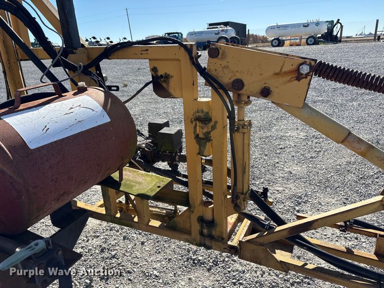 image for item FK1022 1997 Ford F350 sprayer bed pickup truck