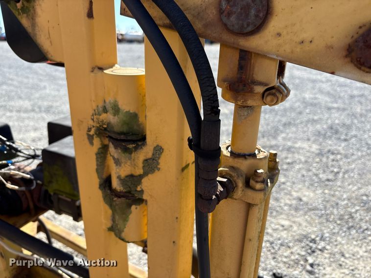 image for item FK1022 1997 Ford F350 sprayer bed pickup truck