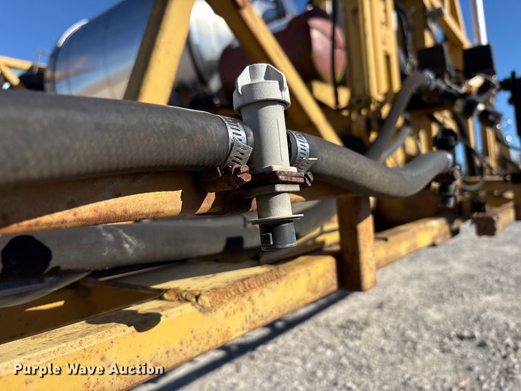 image for item FK1022 1997 Ford F350 sprayer bed pickup truck