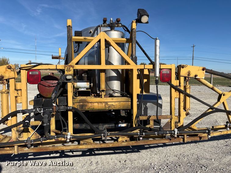 image for item FK1022 1997 Ford F350 sprayer bed pickup truck