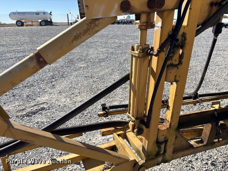 image for item FK1022 1997 Ford F350 sprayer bed pickup truck