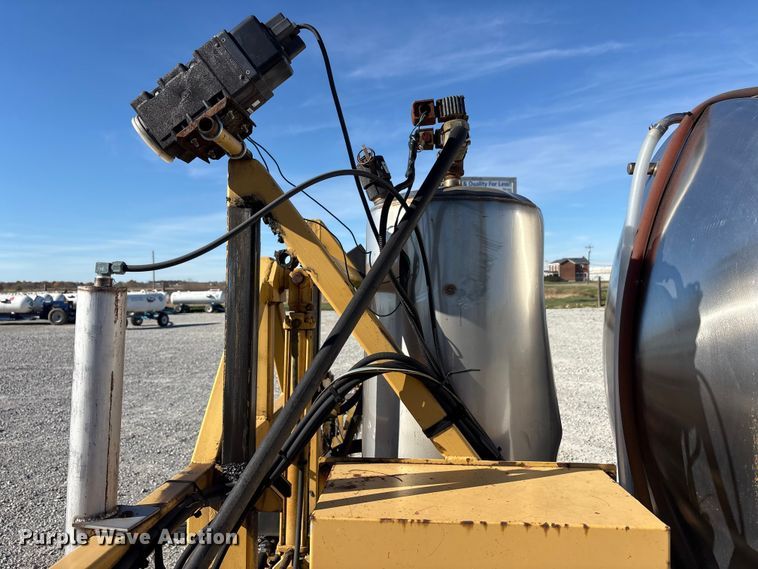 image for item FK1022 1997 Ford F350 sprayer bed pickup truck