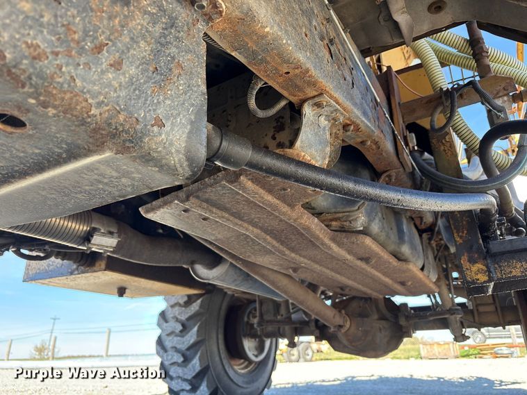 image for item FK1022 1997 Ford F350 sprayer bed pickup truck