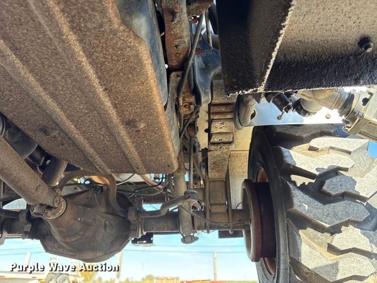 image for item FK1022 1997 Ford F350 sprayer bed pickup truck