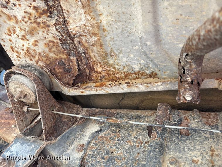 image for item FK1022 1997 Ford F350 sprayer bed pickup truck