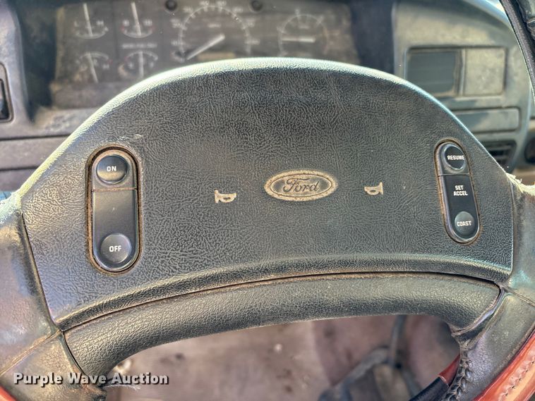 image for item FK1022 1997 Ford F350 sprayer bed pickup truck