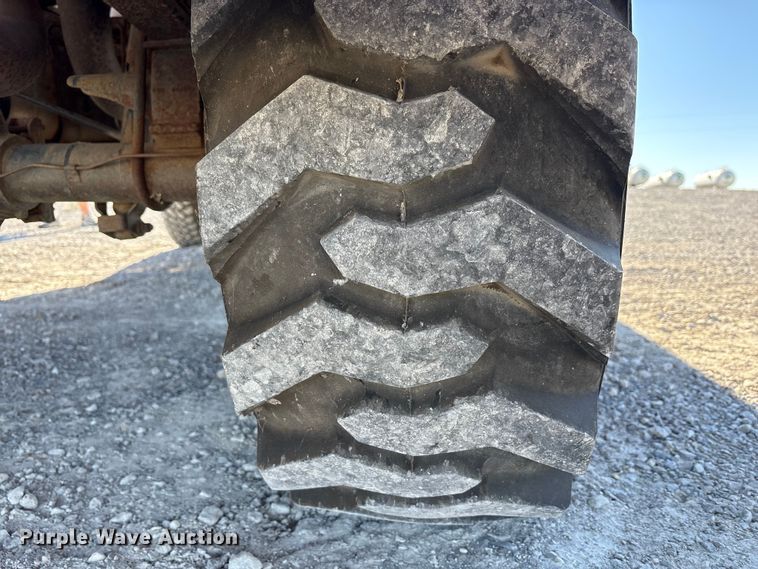 image for item FK1022 1997 Ford F350 sprayer bed pickup truck