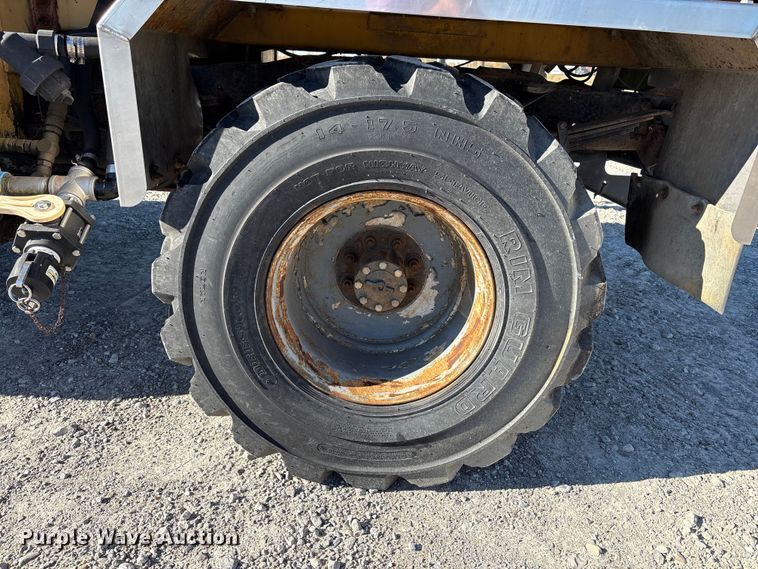 image for item FK1022 1997 Ford F350 sprayer bed pickup truck