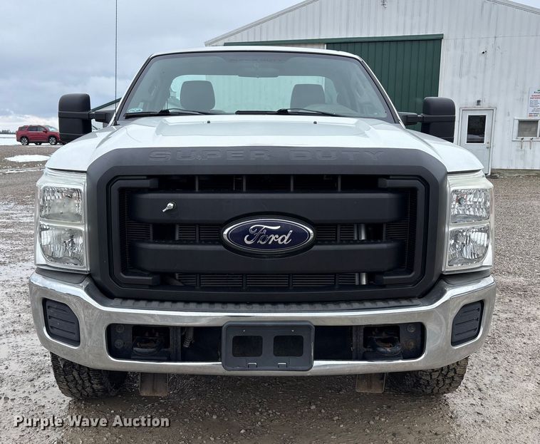 image for item FK1024 2012 Ford F250 Super Duty pickup truck cab and chassis