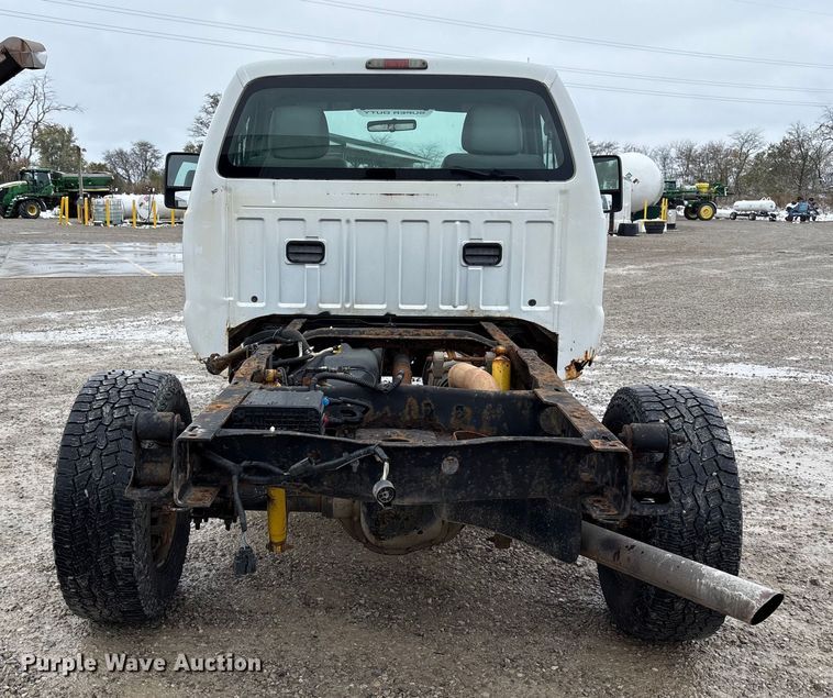image for item FK1024 2012 Ford F250 Super Duty pickup truck cab and chassis