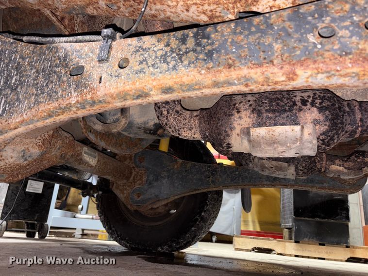 image for item FK1024 2012 Ford F250 Super Duty pickup truck cab and chassis