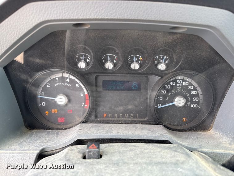 image for item FK1024 2012 Ford F250 Super Duty pickup truck cab and chassis