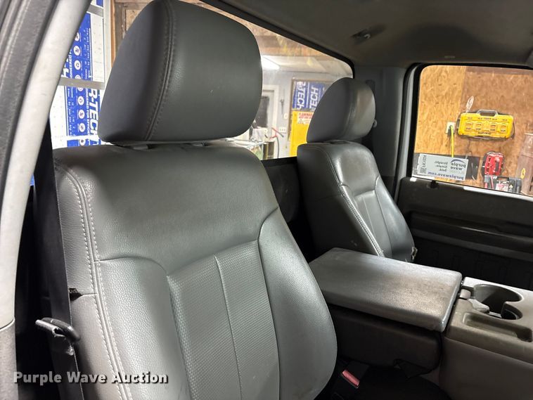 image for item FK1024 2012 Ford F250 Super Duty pickup truck cab and chassis