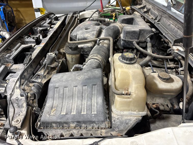 image for item FK1024 2012 Ford F250 Super Duty pickup truck cab and chassis