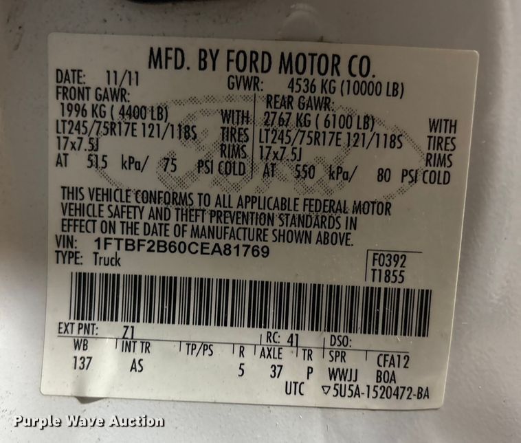 image for item FK1024 2012 Ford F250 Super Duty pickup truck cab and chassis