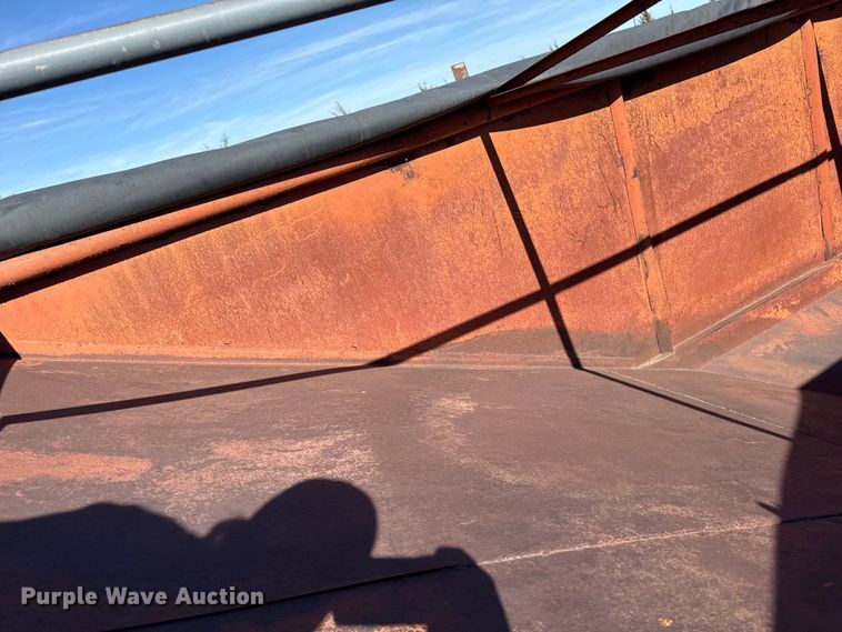 image for item GP9650 1986 Shop built grain trailer