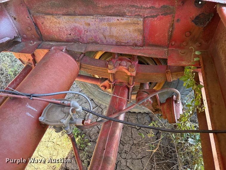 image for item GP9650 1986 Shop built grain trailer