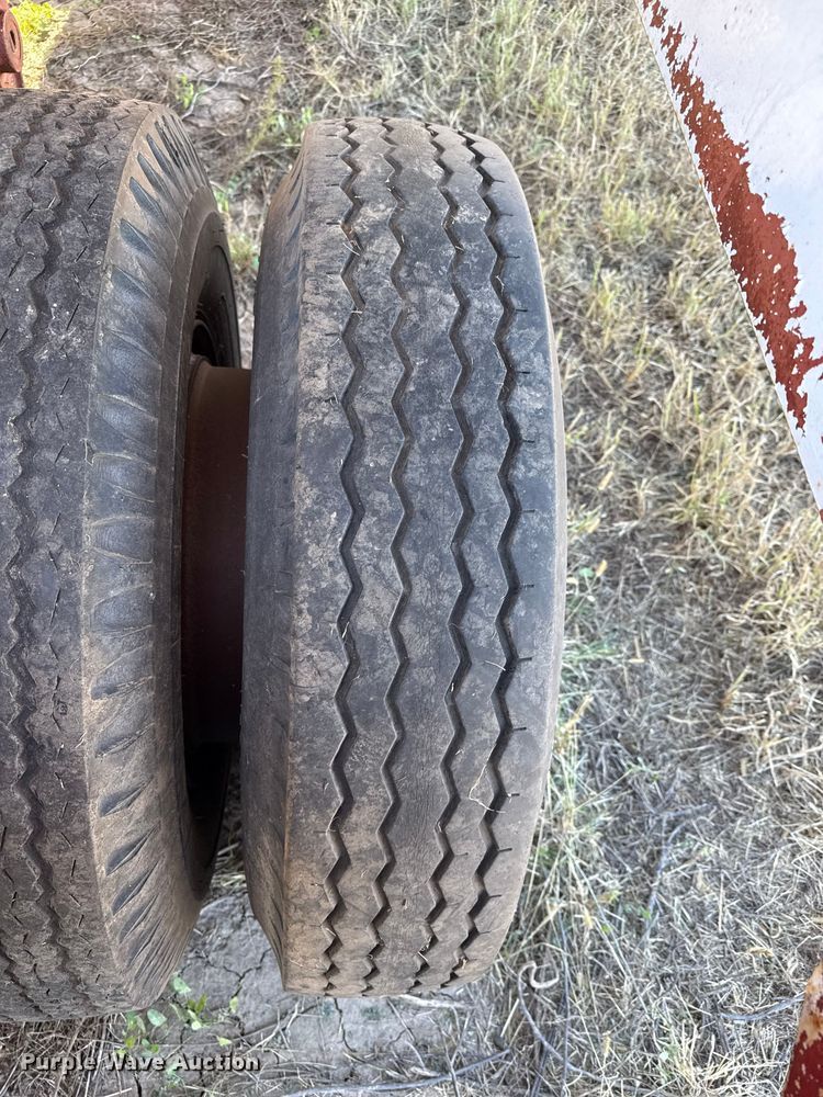 image for item GP9650 1986 Shop built grain trailer