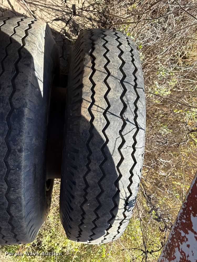 image for item GP9650 1986 Shop built grain trailer