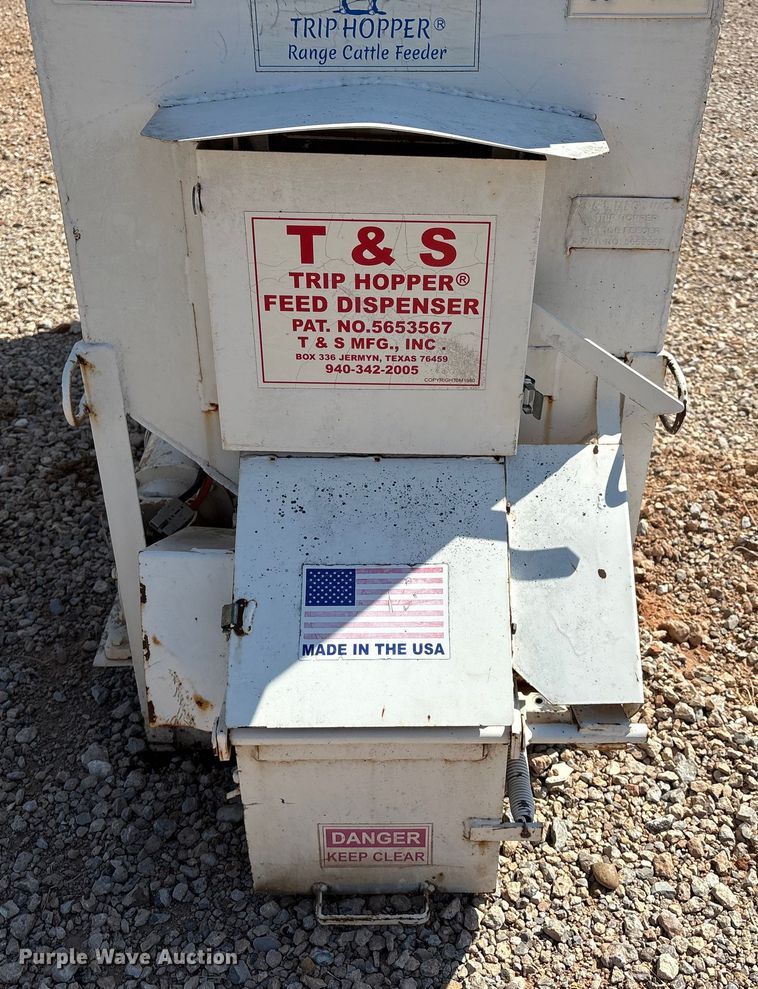 image for item IE9204 T&S Manufacturing Trip Hopper range feeder