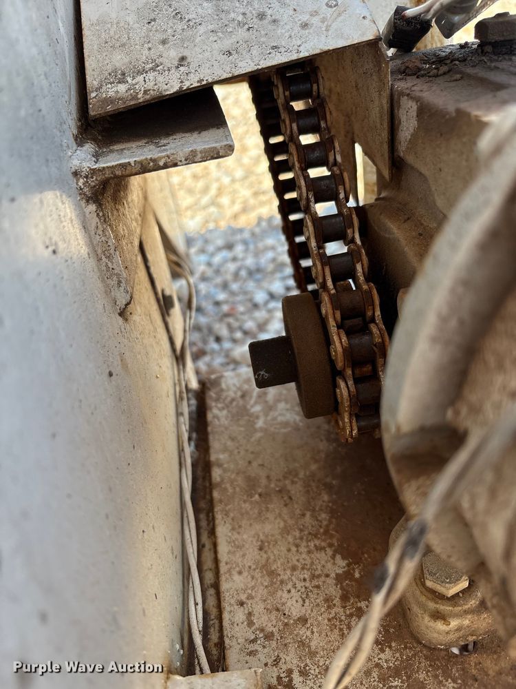 image for item IE9204 T&S Manufacturing Trip Hopper range feeder