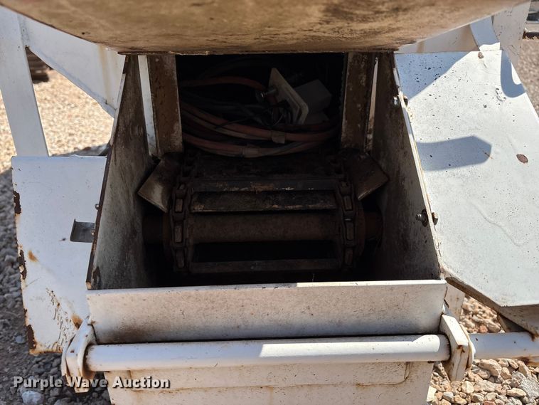 image for item IE9204 T&S Manufacturing Trip Hopper range feeder