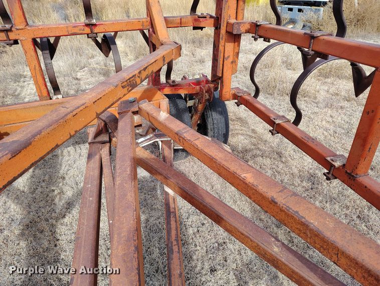 image for item IH9336 Crustbuster field cultivator
