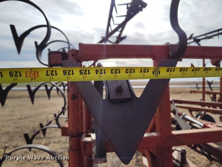 image for item IH9336 Crustbuster field cultivator