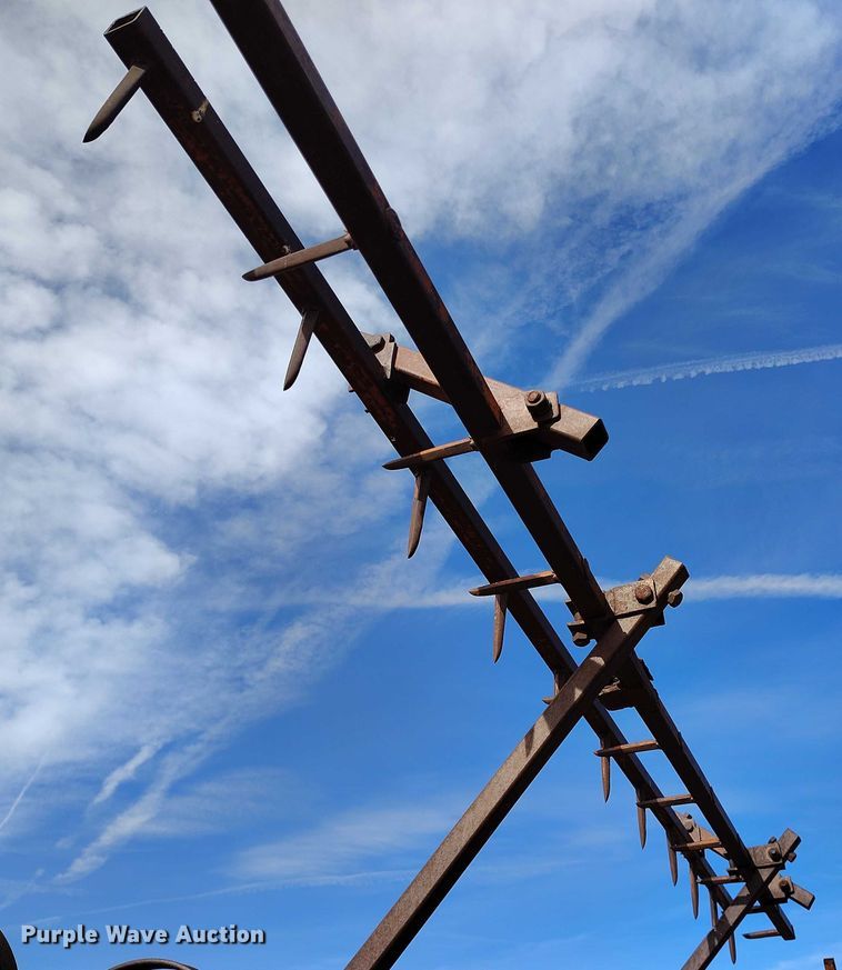 image for item IH9336 Crustbuster field cultivator